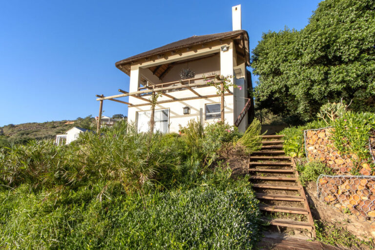 Holiday home with balcony